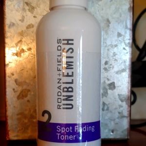 Rodan and Fields Unblemished spot fading toner